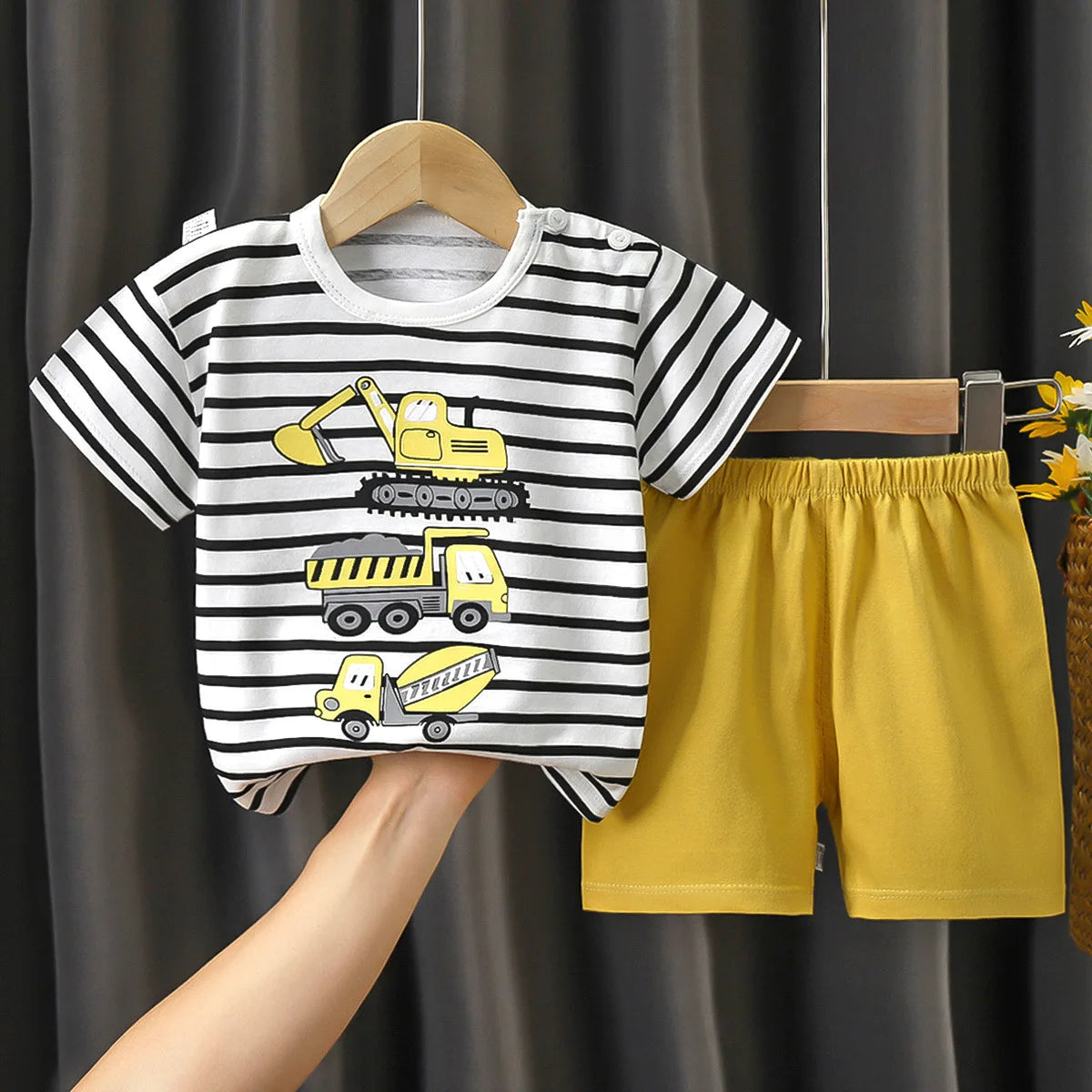 2024 New Kids Boys Girls Summer Pajamas Cute Cartoon Print Short Sleeve T-Shirt Tops with Shorts Toddler Baby Clothing Sets