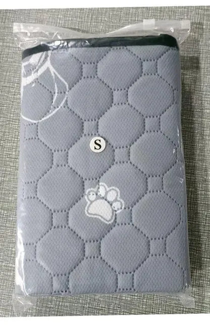 Cat Dog Mat Reusable Dog Pee Pad 4 Layer Super Absorbent Pet Diaper Mat for Cats Small Dogs Puppy Kitten Potty Training Pads